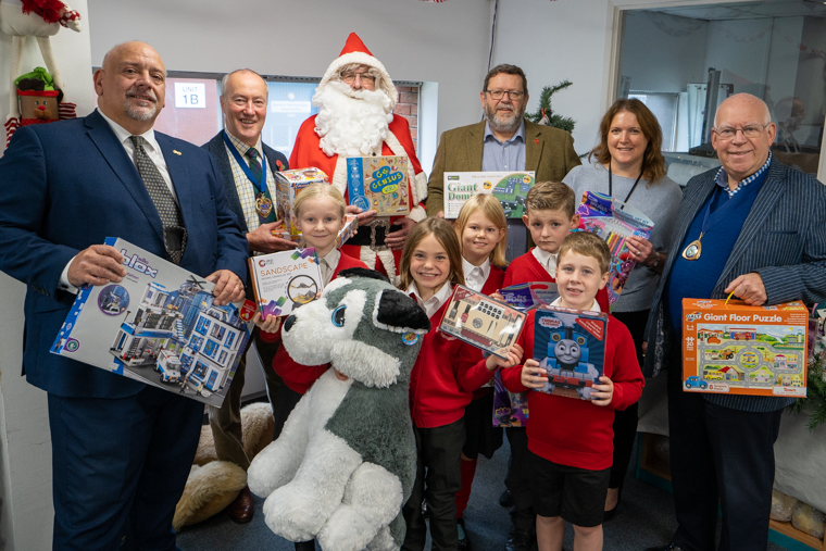Santa at The 2022 West Berkshire Toy Appeal